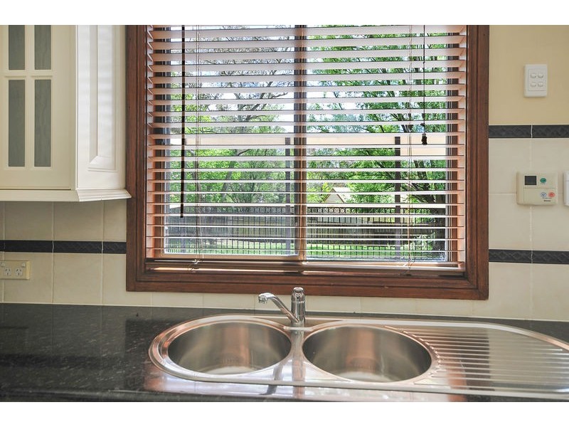 8 Denman Parade, Leura NSW 2780