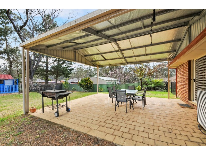 64 Fourth Avenue, Katoomba NSW 2780