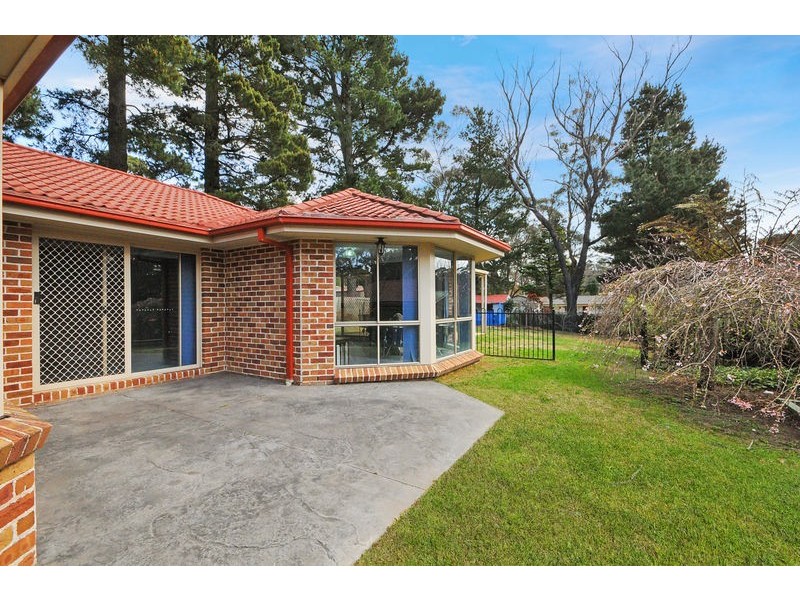 64 Fourth Avenue, Katoomba NSW 2780