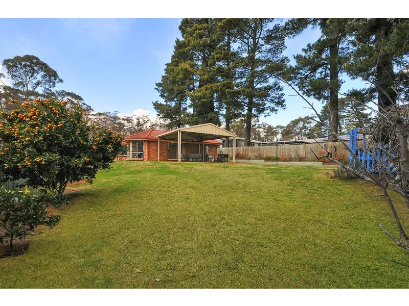 64 Fourth Avenue, Katoomba NSW 2780
