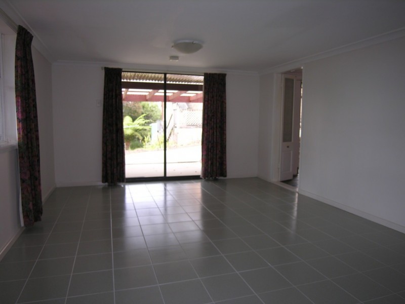 2/24 Buena Vista Avenue, Wentworth Falls NSW 2782