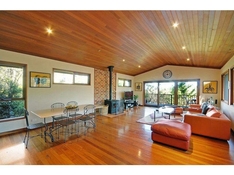 67 Dalrymple Avenue, Wentworth Falls NSW 2782