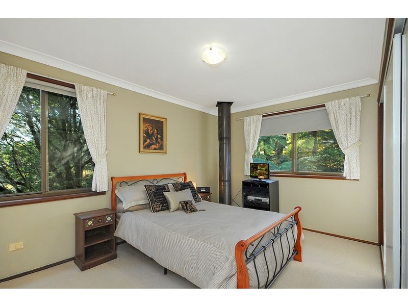 67 Dalrymple Avenue, Wentworth Falls NSW 2782