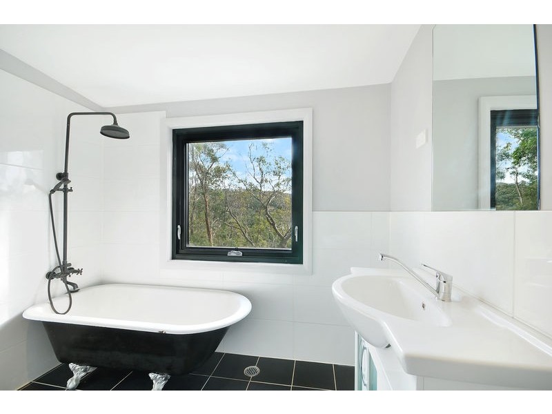 48 Bullaburra Road, Bullaburra NSW 2784