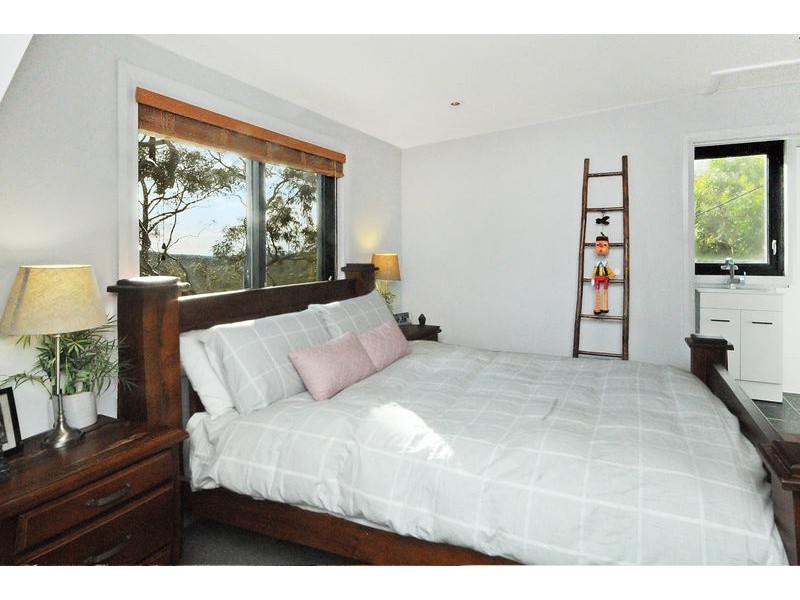 48 Bullaburra Road, Bullaburra NSW 2784