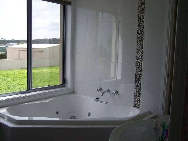 138 Sea Parade, Port Macdonnell SA 5291