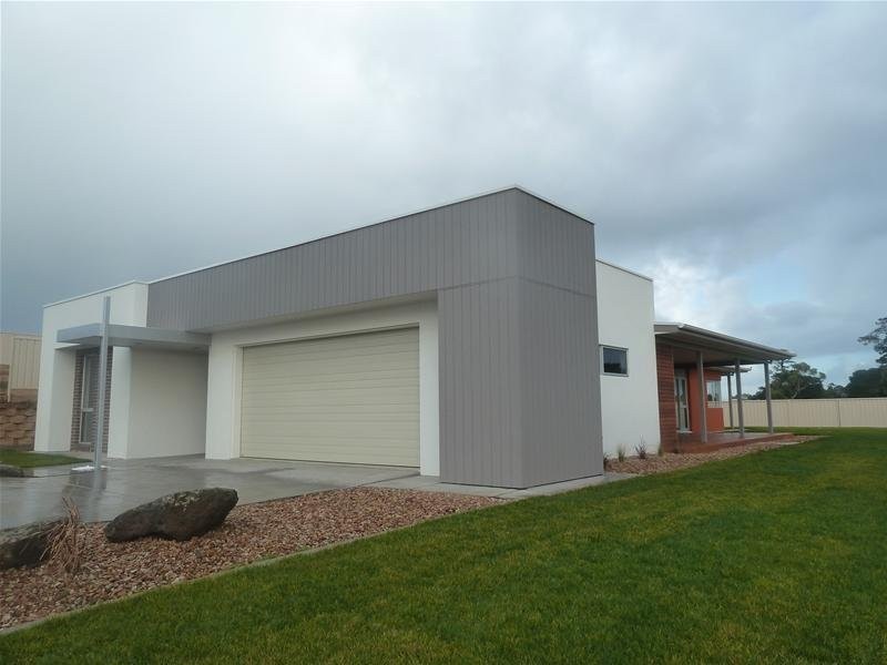 8 Aramanta Drive, Mount Gambier SA 5290