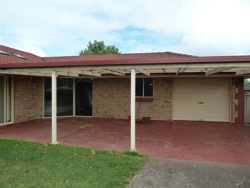 13 Neville Avenue, Mount Gambier SA 5290