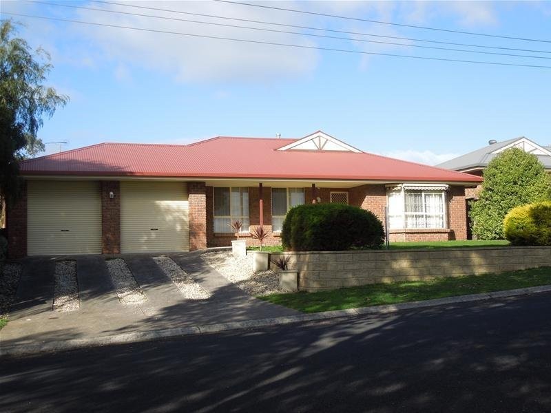 11 Vivienne Avenue, Mount Gambier SA 5290