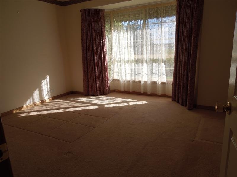 11 Vivienne Avenue, Mount Gambier SA 5290