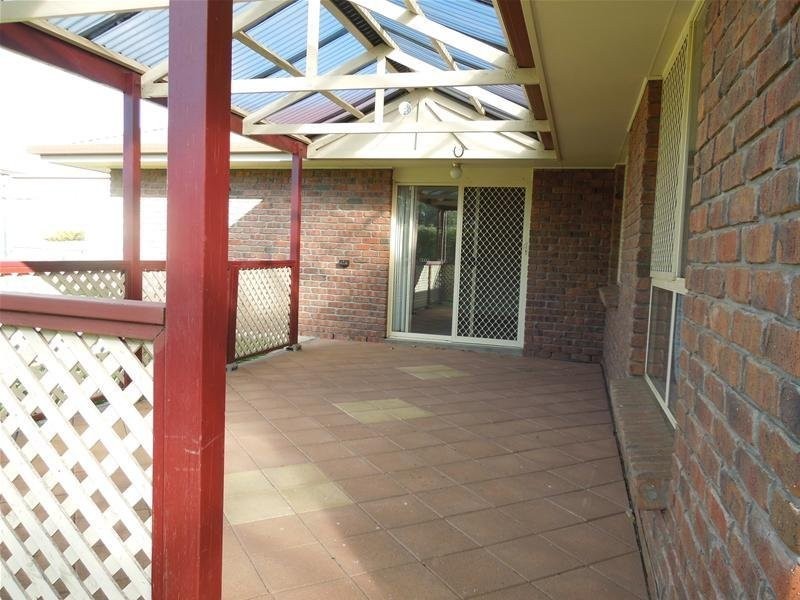 11 Vivienne Avenue, Mount Gambier SA 5290