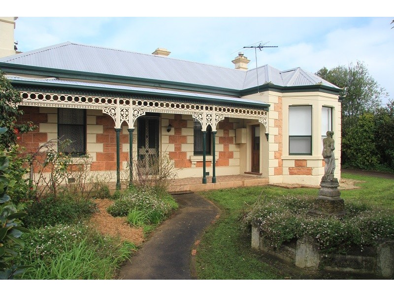 35 Jubilee Highway West, Mount Gambier SA 5290