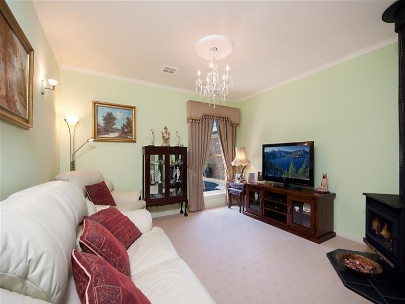 13 Chantilly Place, Mount Gambier SA 5290