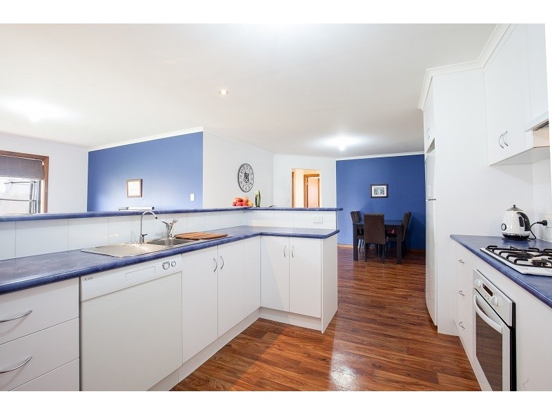 14 Lakewood Avenue, Mount Gambier SA 5290