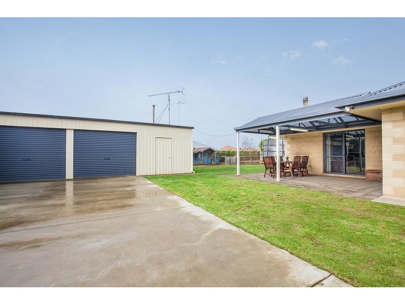 14 Lakewood Avenue, Mount Gambier SA 5290