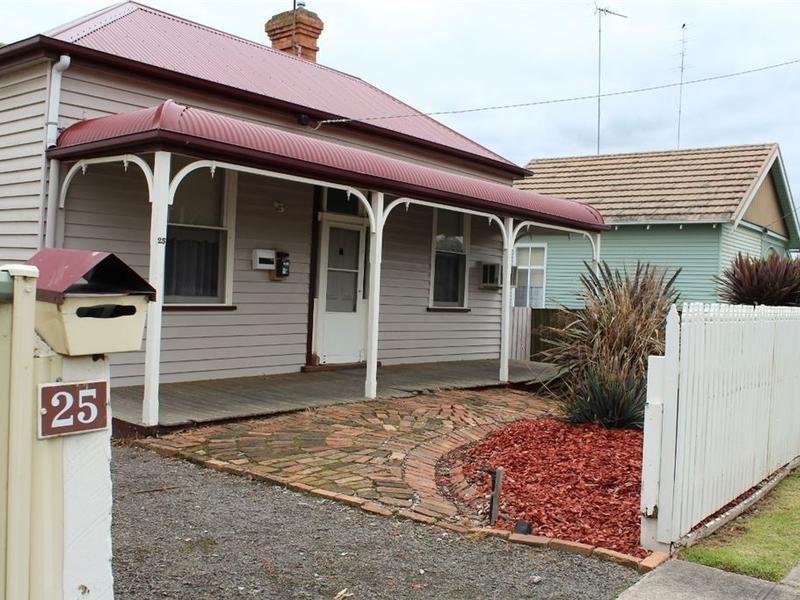 25 Byron Street, Hamilton VIC 3300