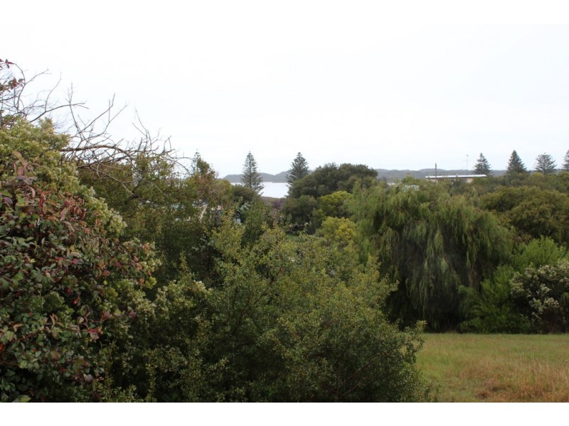 Lot 16 Neil Black Street East, Nelson VIC 3292