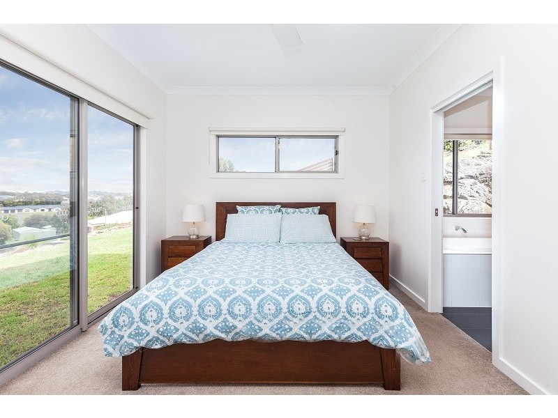 6 Eagle Court, Worrolong SA 5291