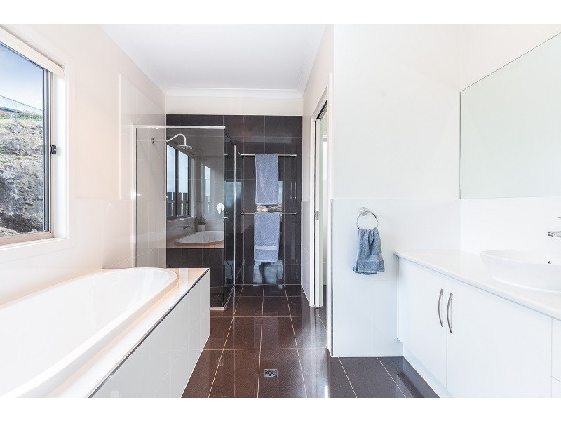 6 Eagle Court, Worrolong SA 5291