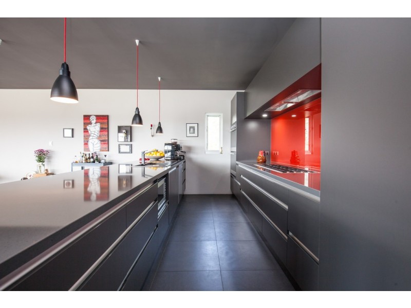 8 Mark Street, Nelson VIC 3292