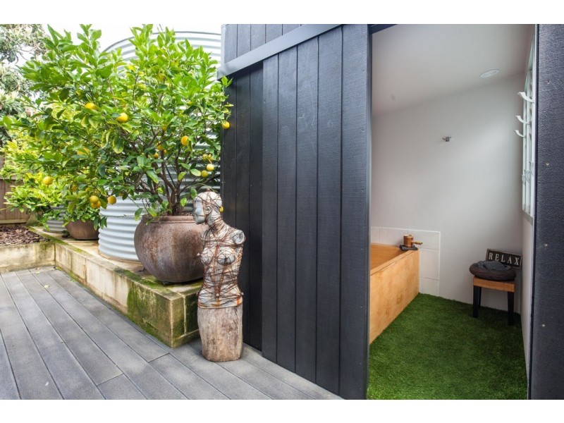 8 Mark Street, Nelson VIC 3292