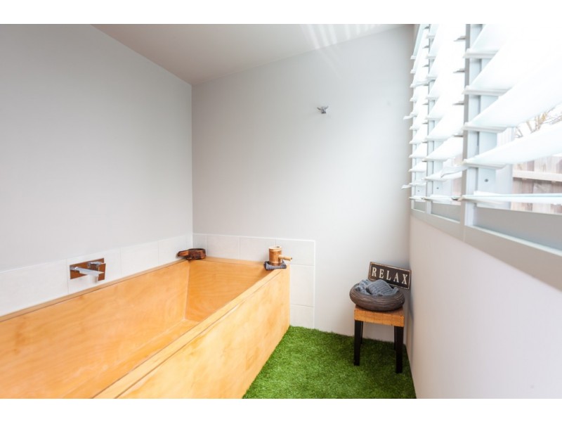 8 Mark Street, Nelson VIC 3292