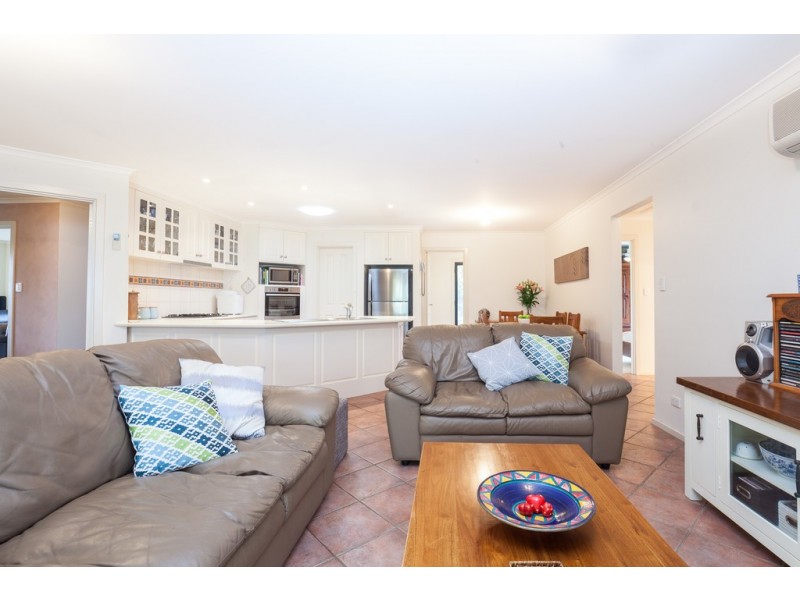 27 Navajo Drive, Mount Gambier SA 5290