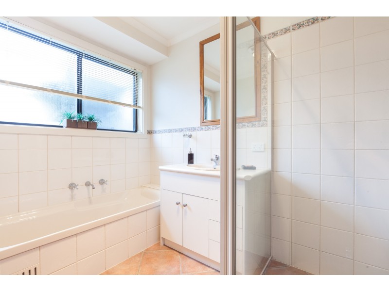 27 Navajo Drive, Mount Gambier SA 5290