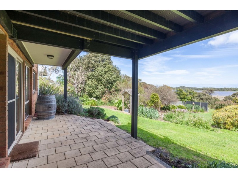 42 Beach Road, Nelson VIC 3292