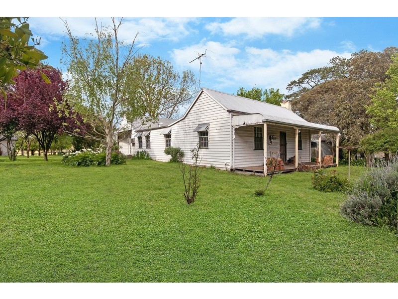 40B Chrome Road Arrandoovong Cottage, Branxholme VIC 3302 Ray White