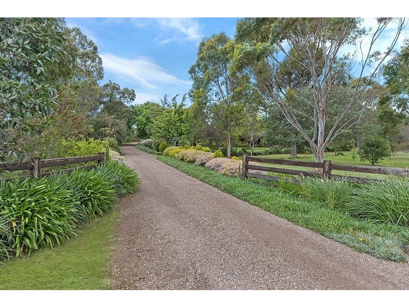 8020 Port Fairy Road, Hamilton VIC 3300