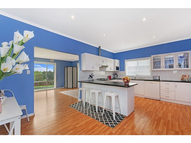 12 Westacott Street, Hamilton VIC 3300