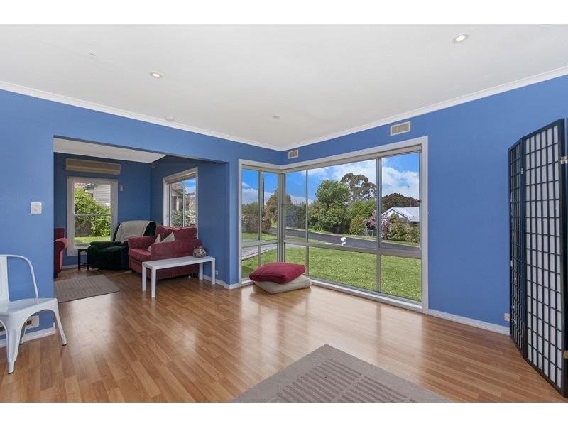 12 Westacott Street, Hamilton VIC 3300