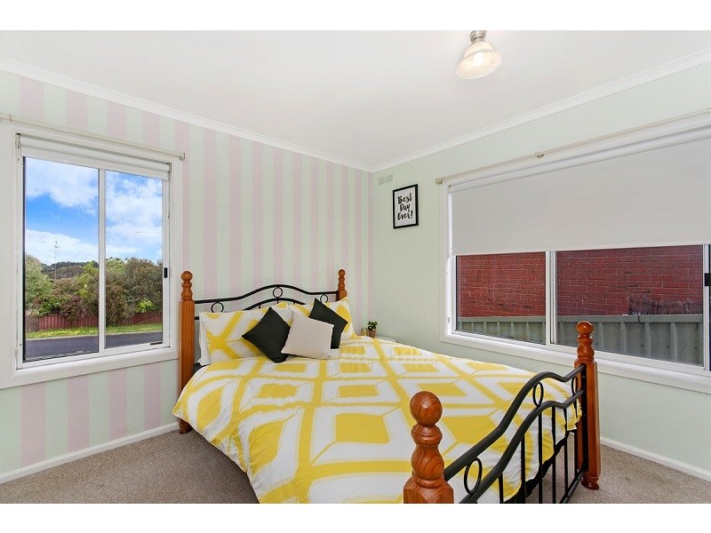 12 Westacott Street, Hamilton VIC 3300