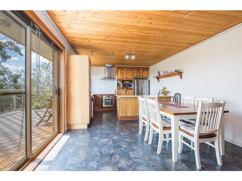 42 Lake Terrace West, Mount Gambier SA 5290