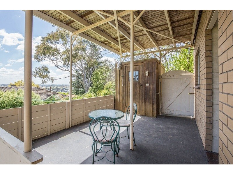 42 Lake Terrace West, Mount Gambier SA 5290