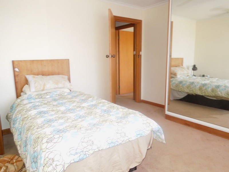 2 of 18 Brigalow Crescent, Mount Gambier SA 5290