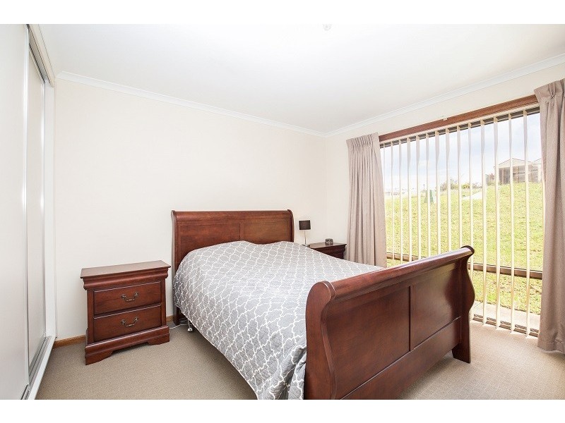 5 Rosemary Avenue, Mount Gambier SA 5290
