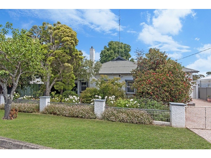 51 Carmichael Street, Hamilton VIC 3300