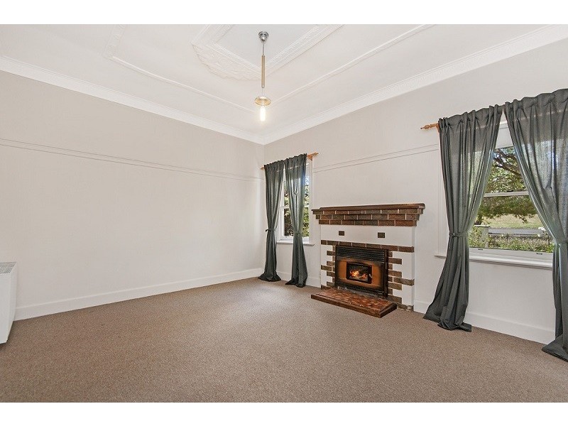 51 Carmichael Street, Hamilton VIC 3300