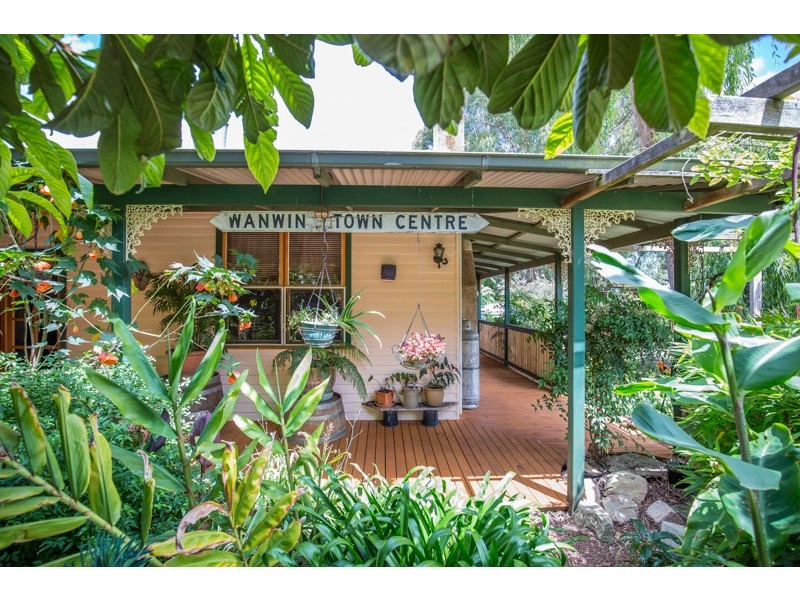 - Wanwin Road, Mumbannar VIC 3304