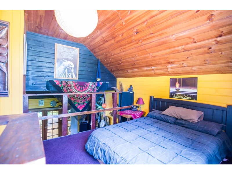 - Wanwin Road, Mumbannar VIC 3304