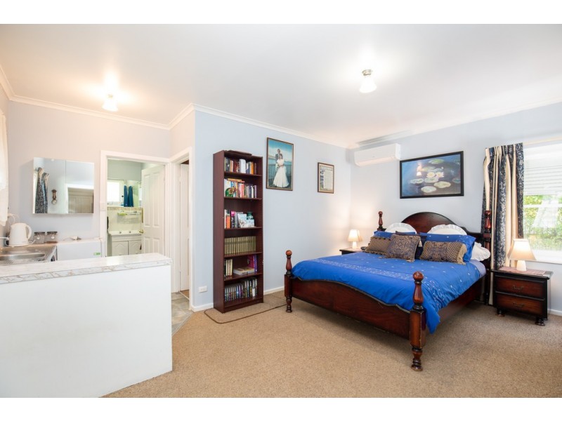 8 Tallara Avenue, Mount Gambier SA 5290