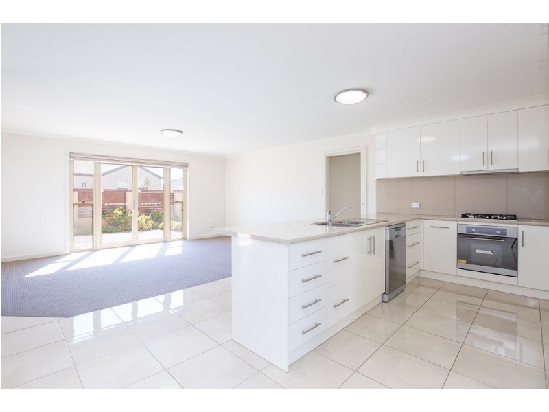 2/3 Queens Court, Mount Gambier SA 5290