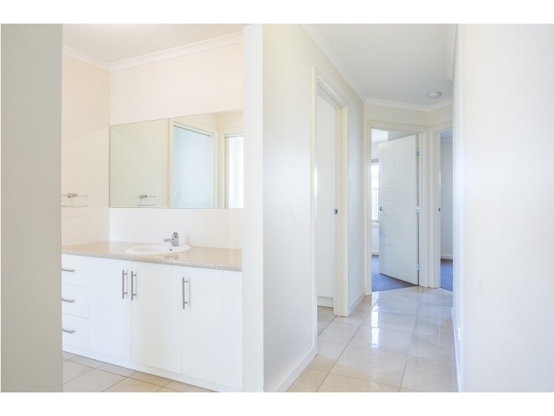 2/3 Queens Court, Mount Gambier SA 5290