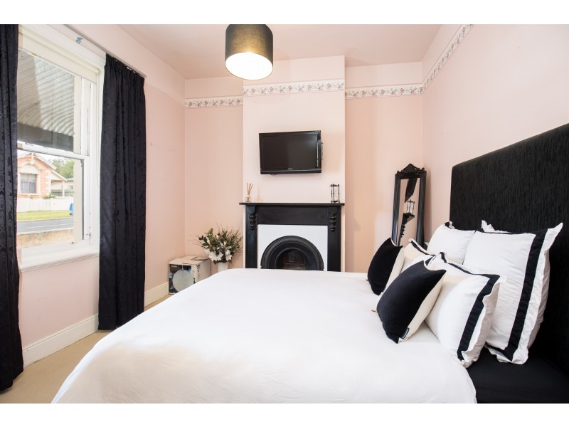 8 Shepherdson Road, Mount Gambier SA 5290