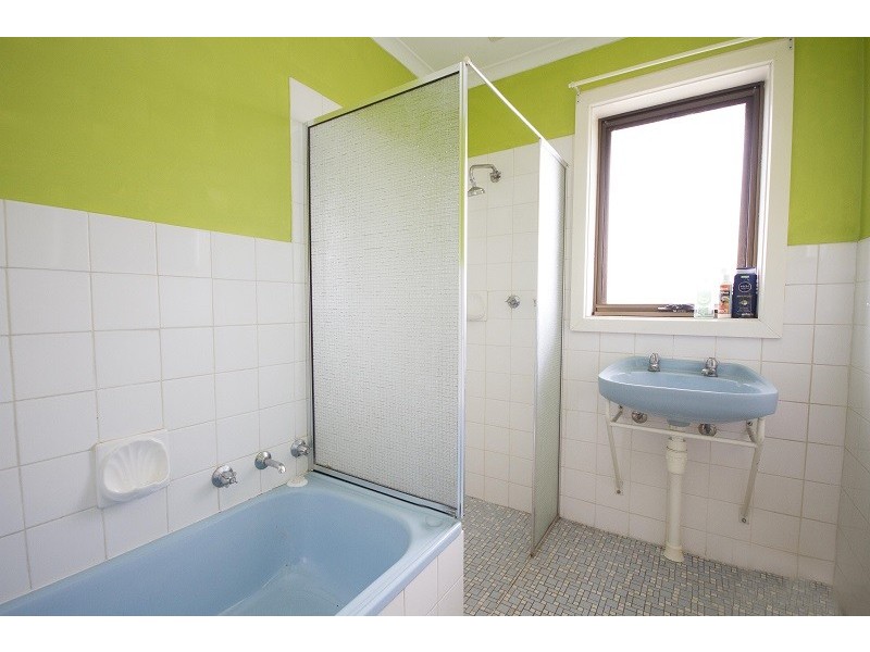 18 Perriam Street, Mount Gambier SA 5290