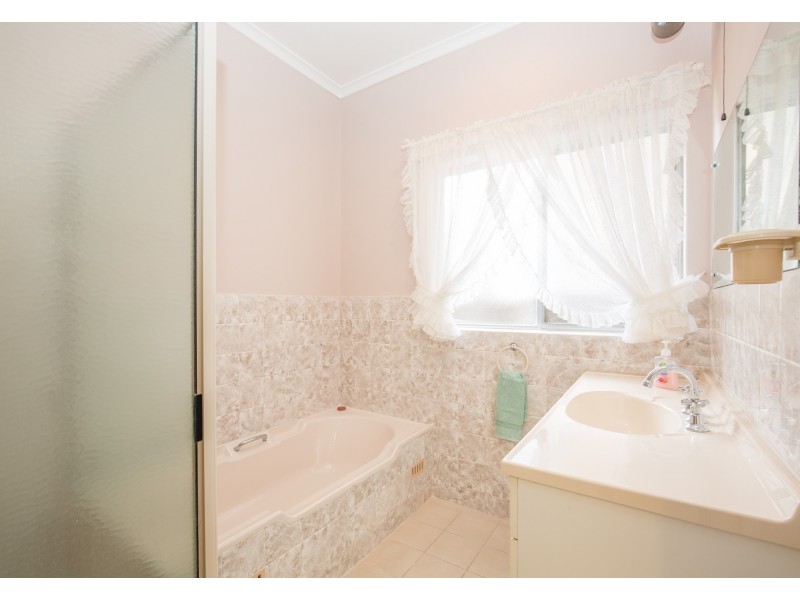 16 McDonald Street, Mount Gambier SA 5290