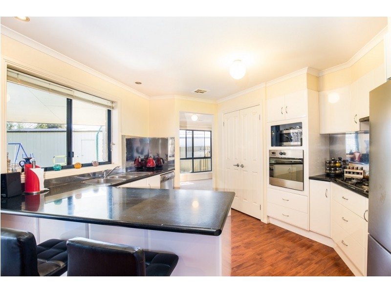 13 Sandstone Court, Mount Gambier SA 5290