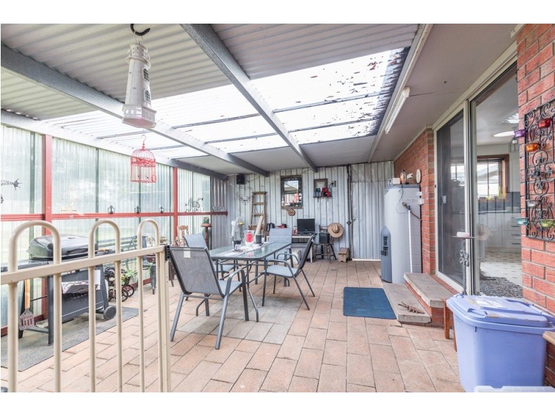 11 Gumbirra Court, Mount Gambier SA 5290